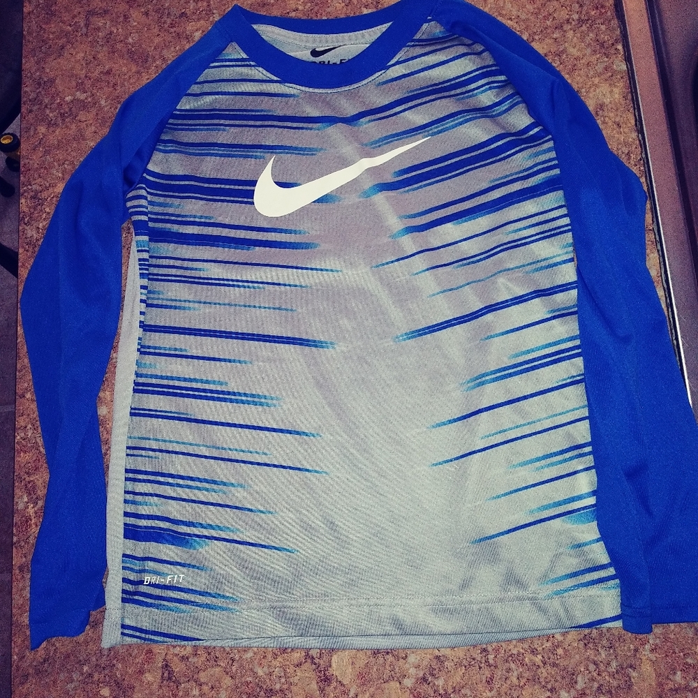 Boys size 7